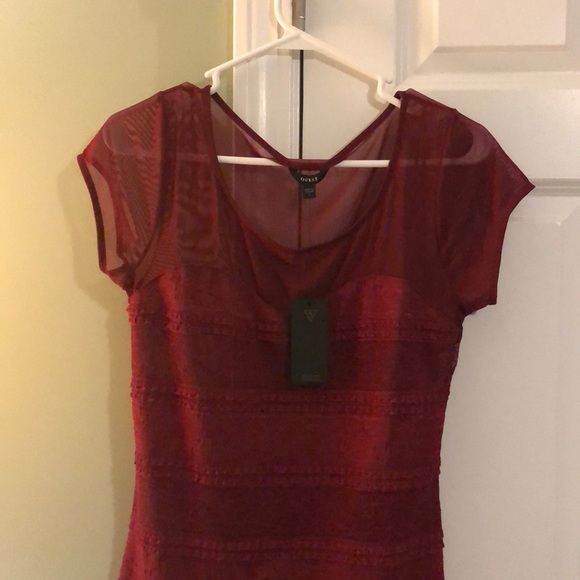 SOLD NWT Guess top - Picture 4 of 4